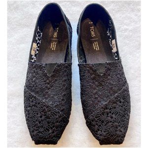 Black Lace Embroidered TOMS Wide Loafers Shoes Women's 11W